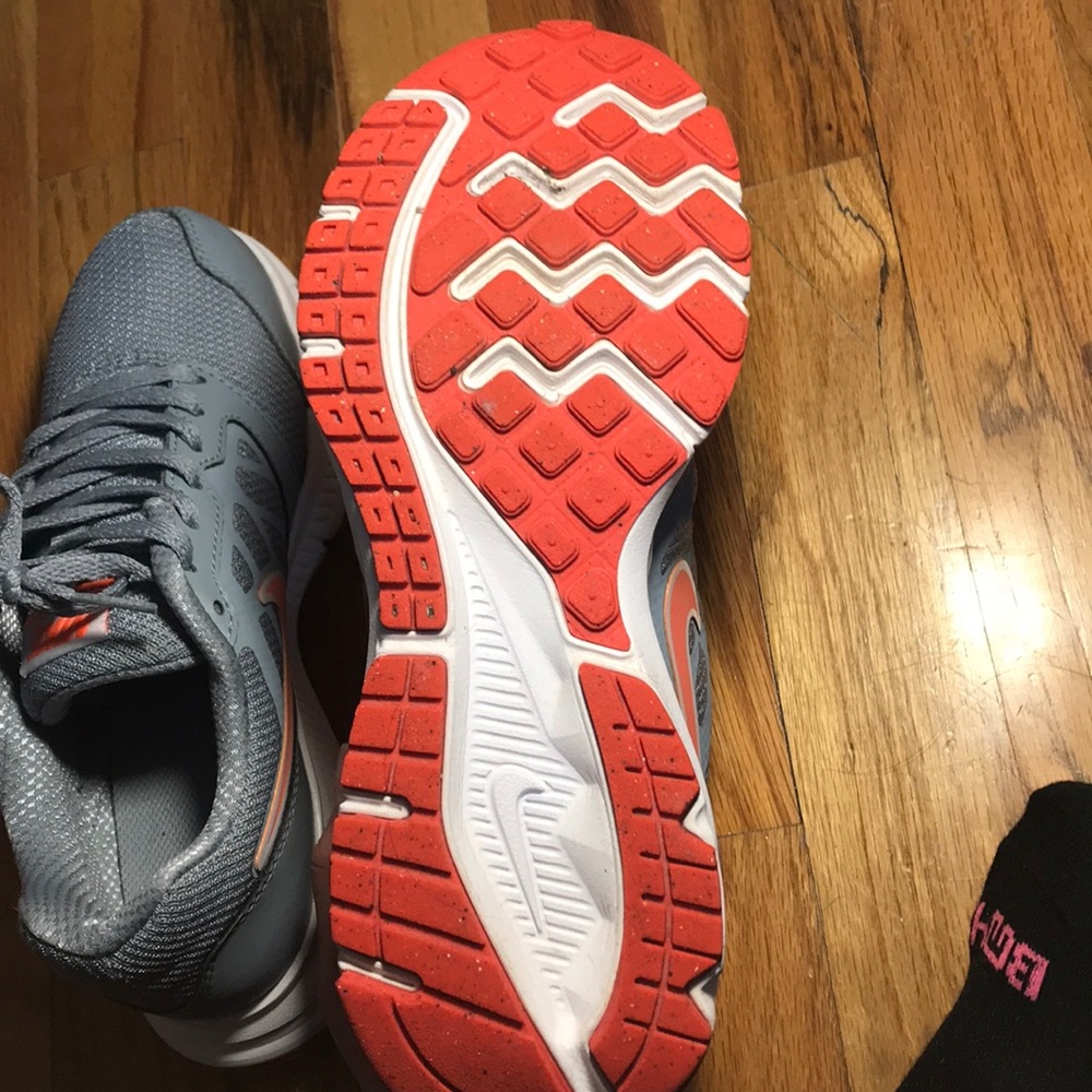 Nike’s!!! - Picture 5 of 5